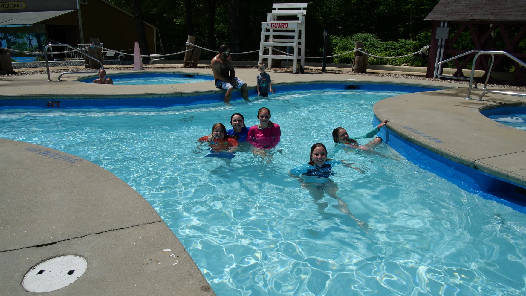 Castaway Cove Whale's Tale Waterpark